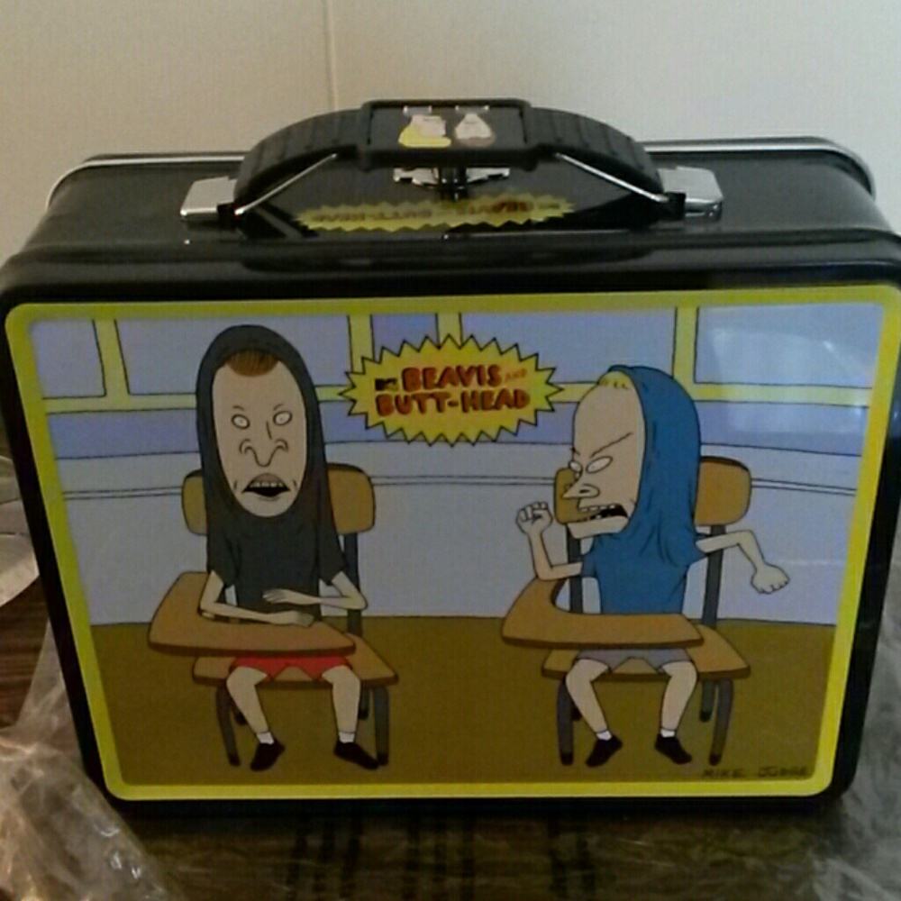 Beavis and butthead tin lunchbox
